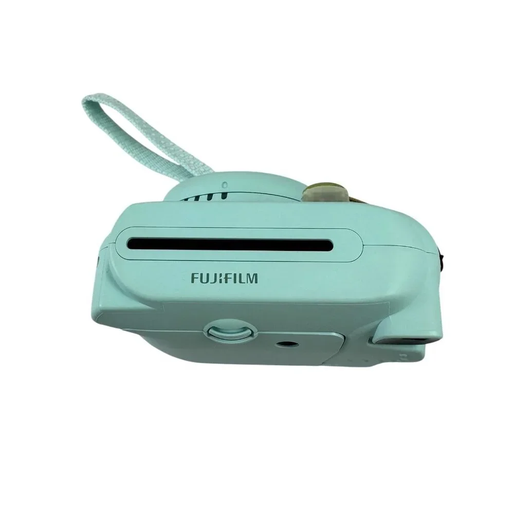 Fujifilm Instax Mini 9 Instant Camera Pastel Blue with Carrying Case